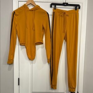 LOVE LOVE Mustard Yellow 2pc Set Women's Hoodie and Jogger Set Size Medium